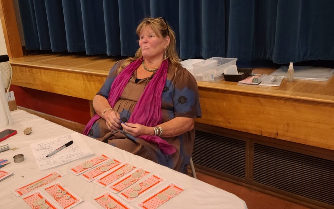 Hilary Taylor Demonstrates Jewelry Making