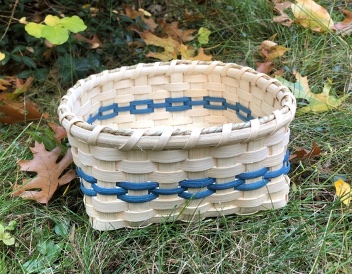 Sign Up Now: Making a Colorful Square Basket with Betsy Fell